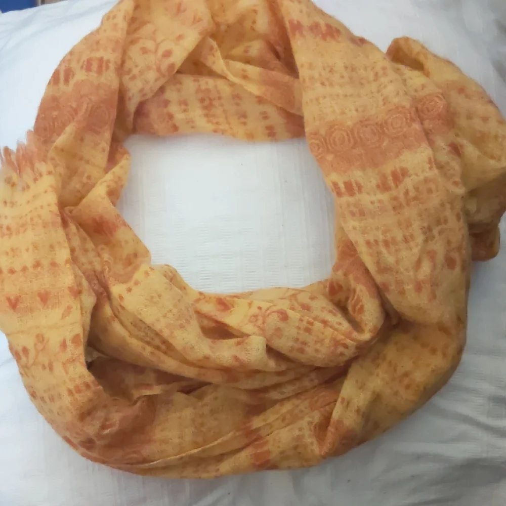Renee's Nyc accessories 100% wool Honey Color Soft Scarf classic